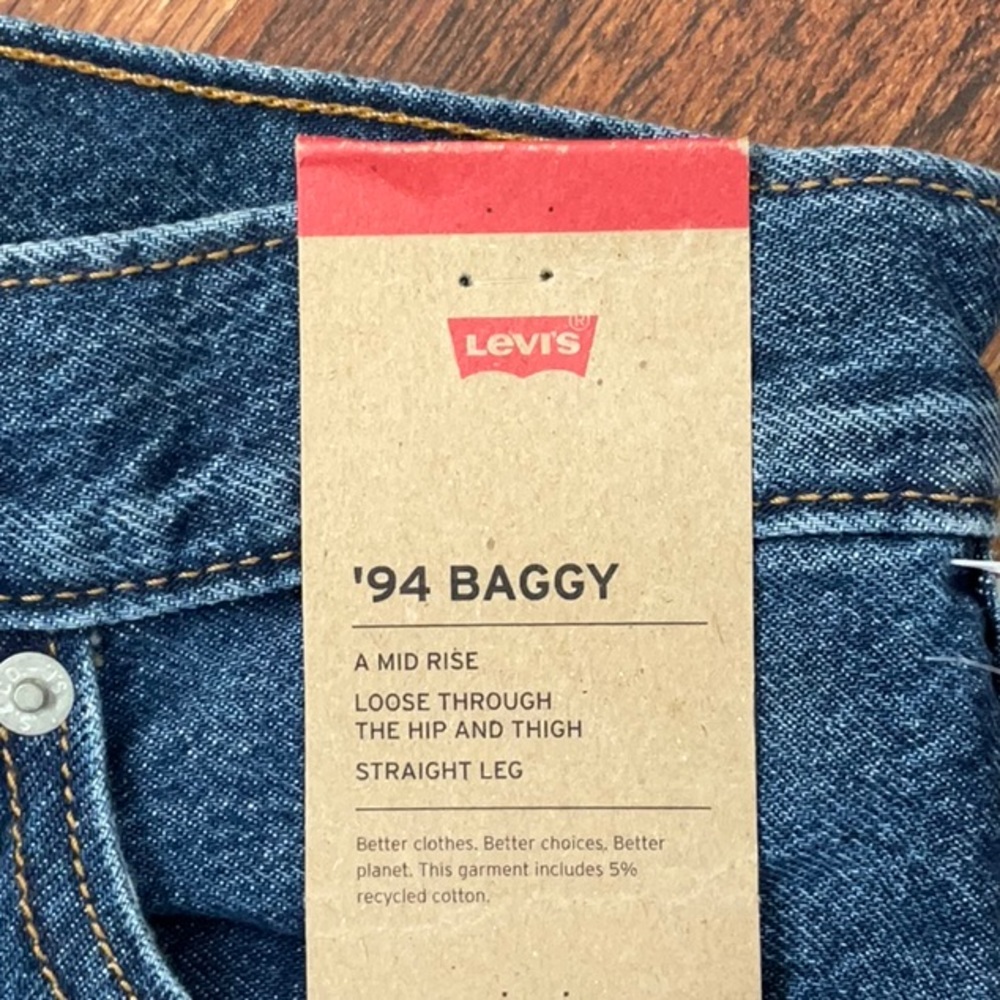 Levi’s ‘94 Baggy Jean